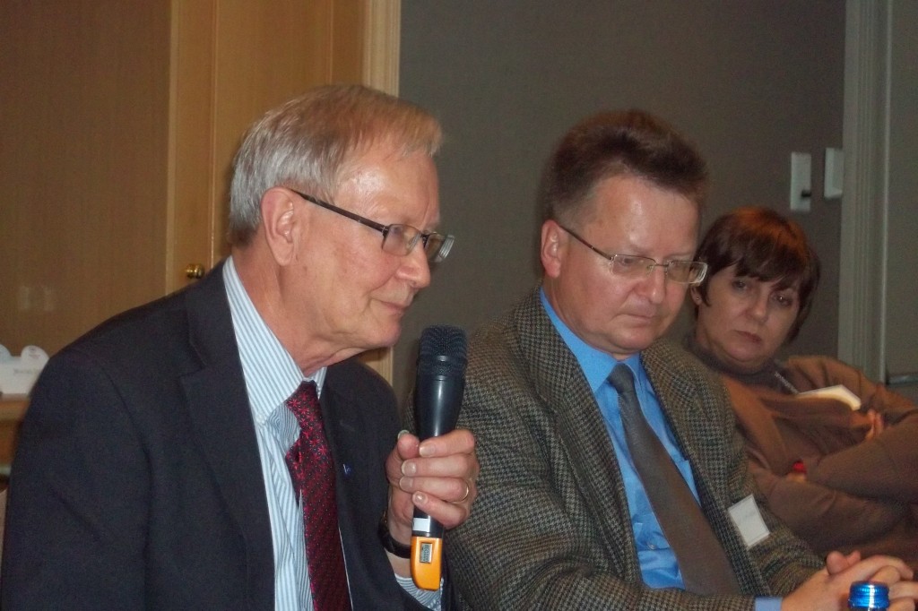 Uncaptive minds essay image